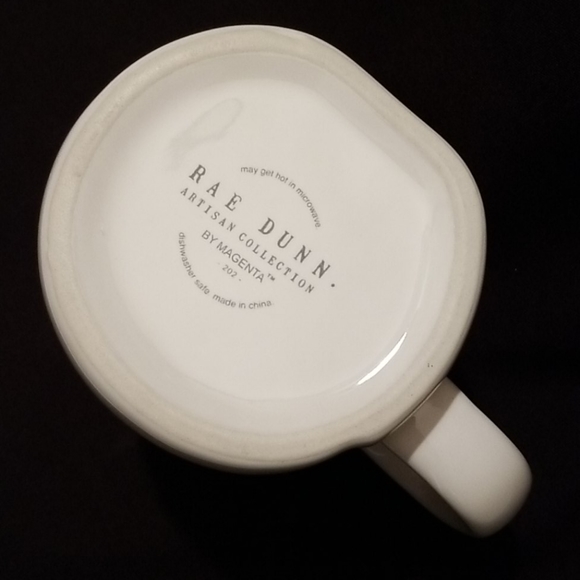 🐝Rae Dunn Busy Bee Mug - Picture 3 of 3